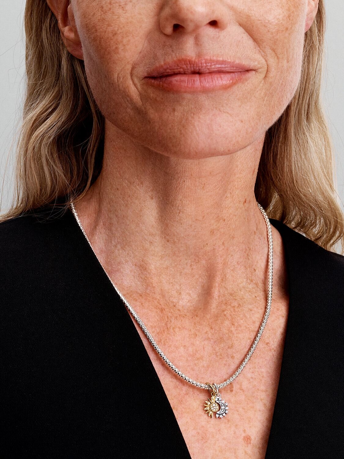 084454.0000_3.jpg